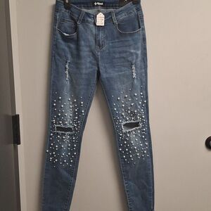 Vocal PEARL EMBELLISHED FRONT RIPPED